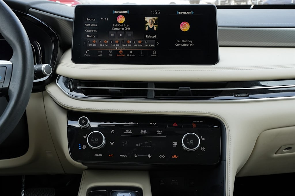 Thumbnail: 2023 INFINITI QX60 - 15