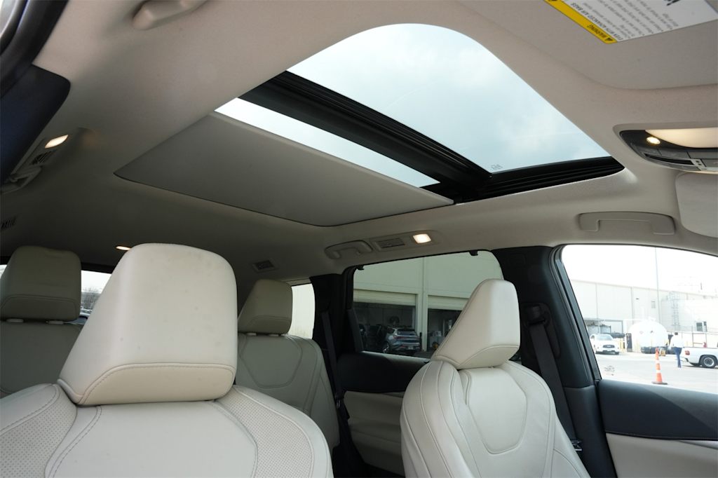 Thumbnail: 2023 INFINITI QX60 - 26