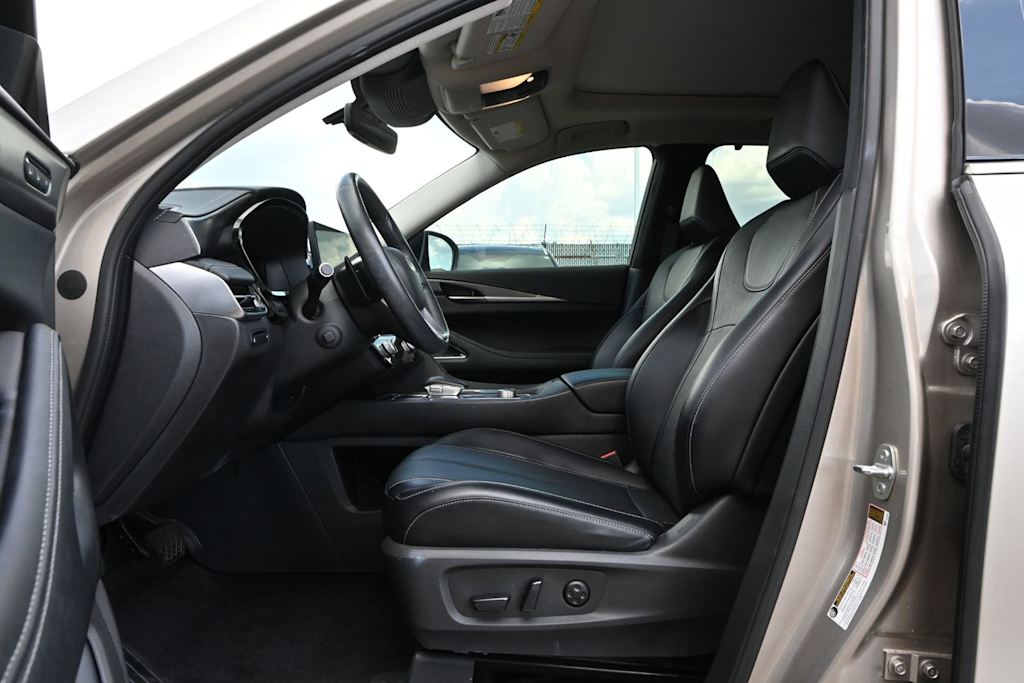 Thumbnail: 2024 INFINITI QX60 - 10