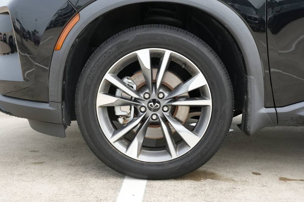 Thumbnail: 2023 INFINITI QX60 - 8
