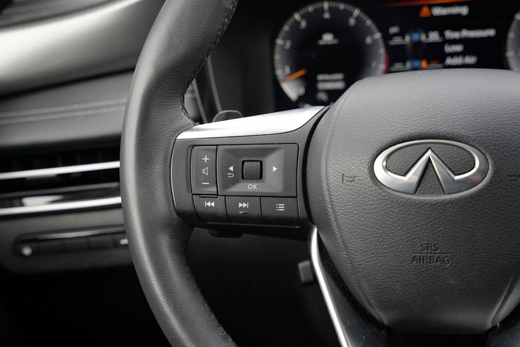 Thumbnail: 2023 INFINITI QX60 - 21