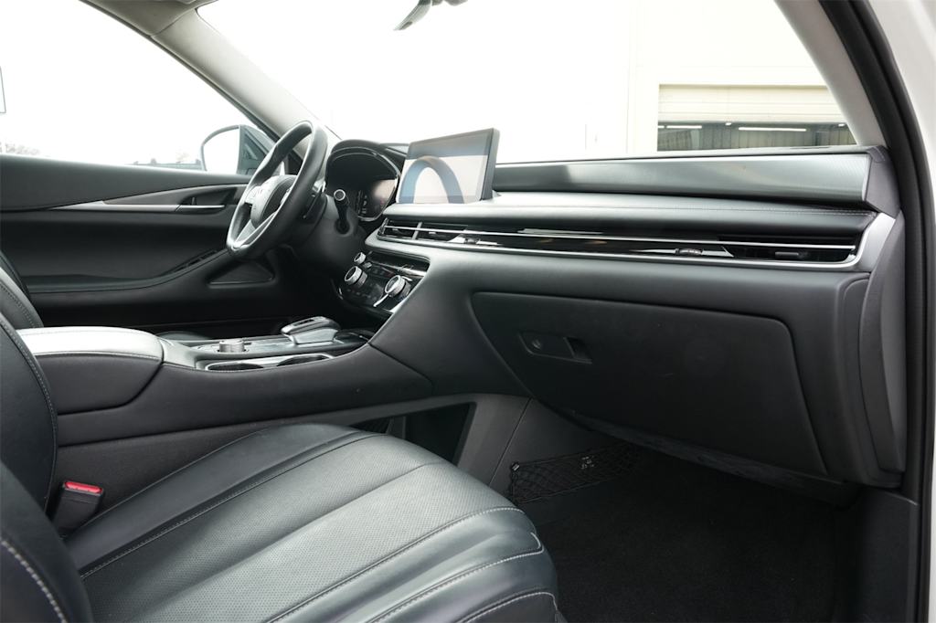 Thumbnail: 2023 INFINITI QX60 - 14