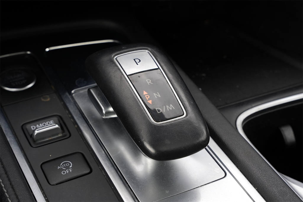 Thumbnail: 2023 INFINITI QX60 - 16