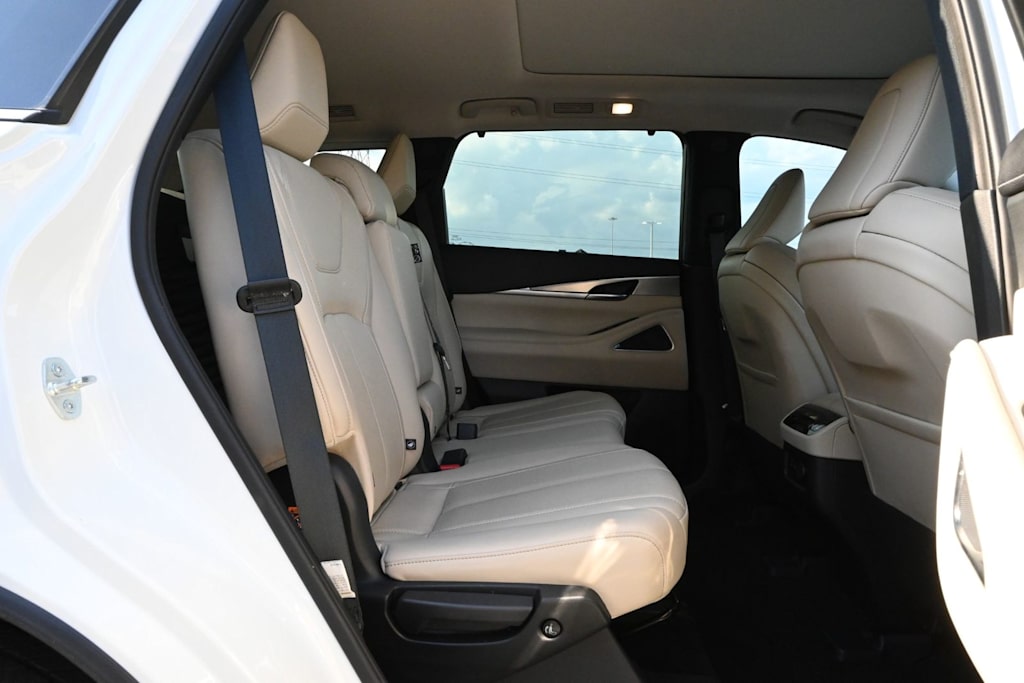 Thumbnail: 2024 INFINITI QX60 - 25