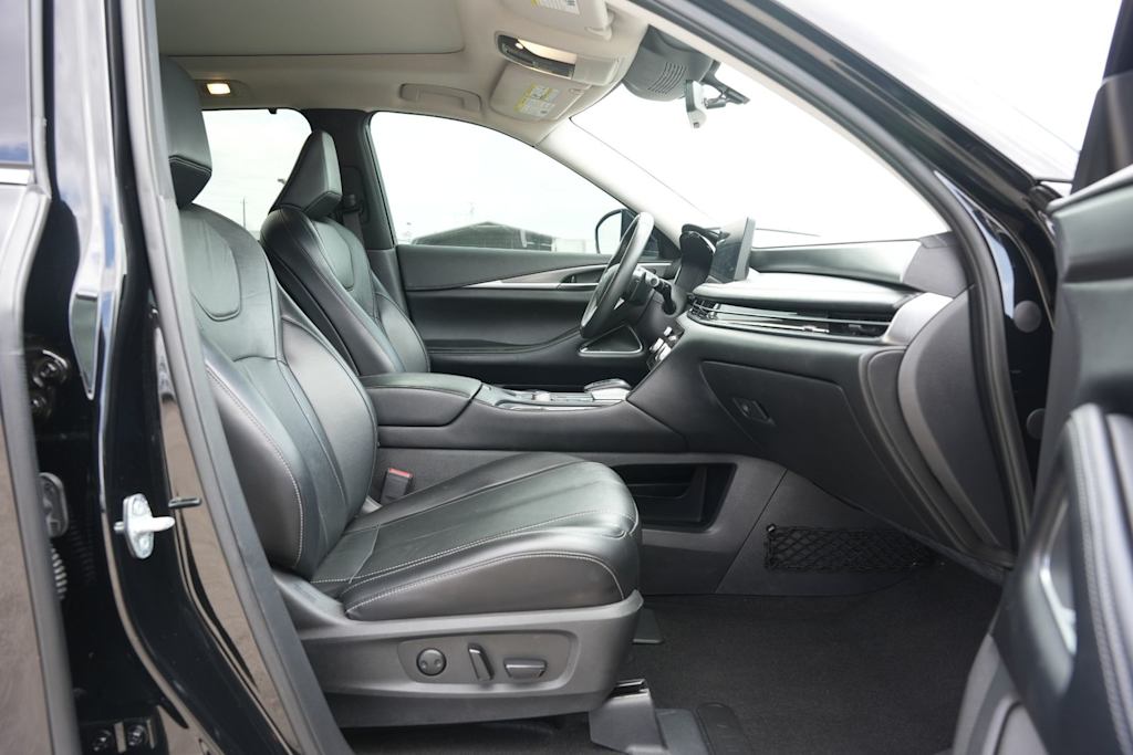Thumbnail: 2023 INFINITI QX60 - 11