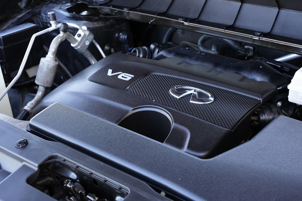 Thumbnail: 2023 INFINITI QX60 - 9