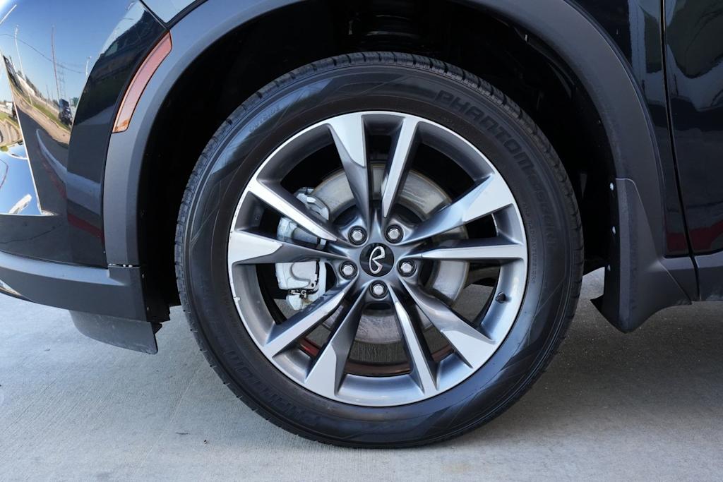 Thumbnail: 2023 INFINITI QX60 - 8