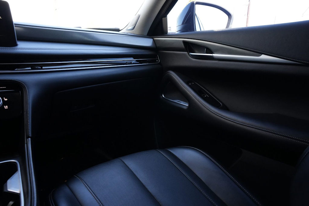 Thumbnail: 2023 INFINITI QX60 - 19