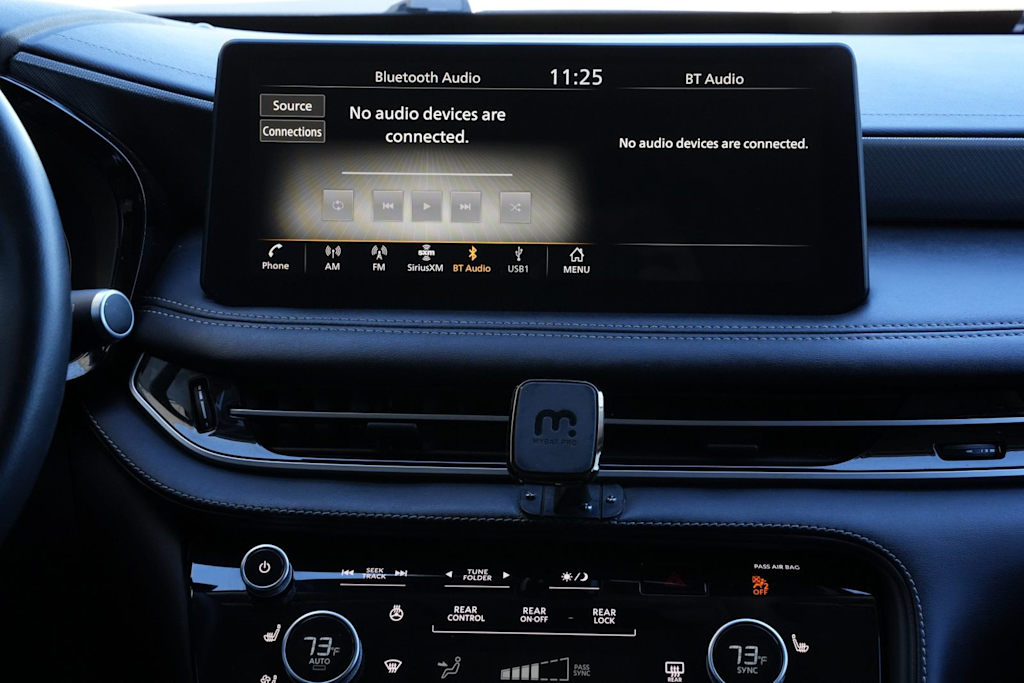 Thumbnail: 2023 INFINITI QX60 - 14