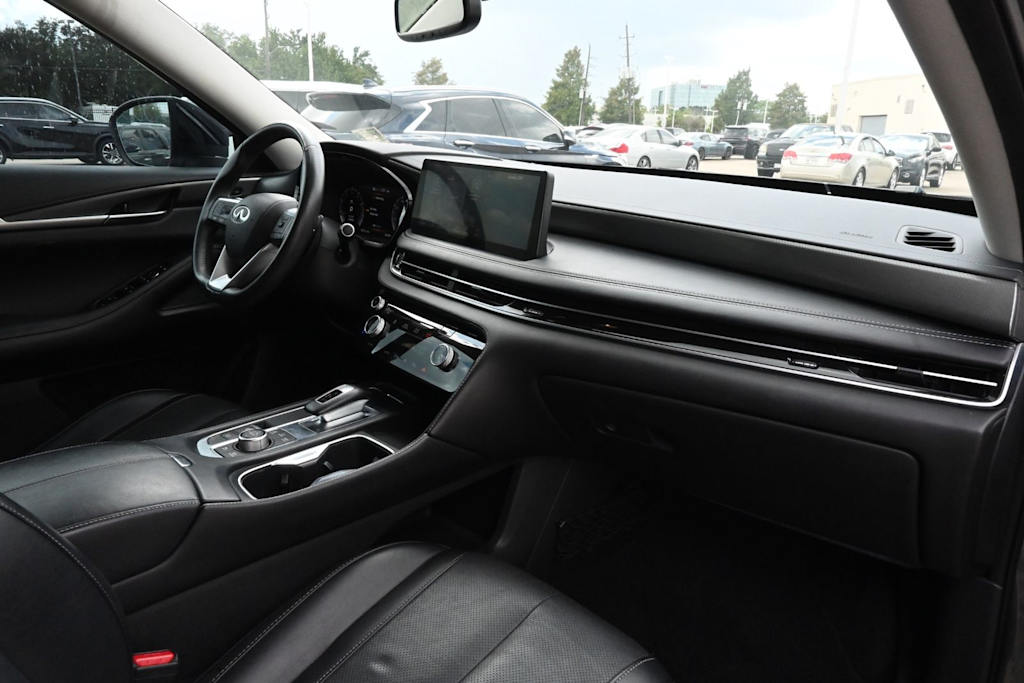 Thumbnail: 2022 INFINITI QX60 - 11
