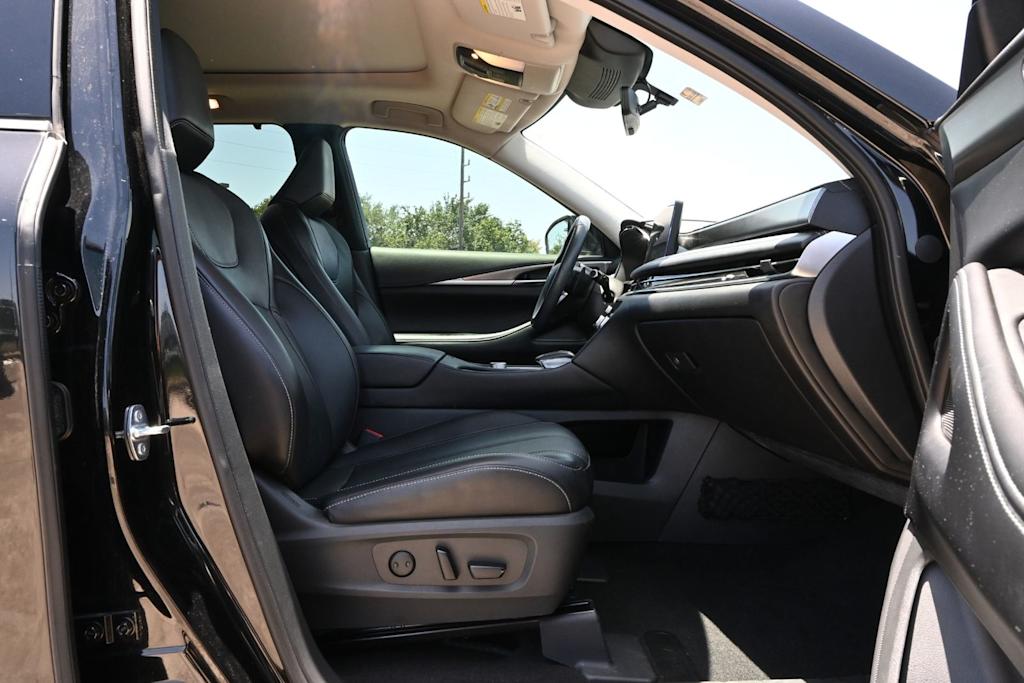 Thumbnail: 2023 INFINITI QX60 - 28