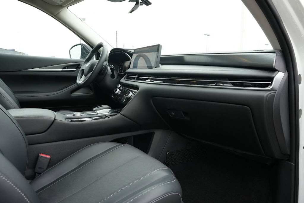 Thumbnail: 2023 INFINITI QX60 - 12