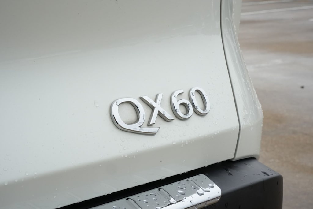 Thumbnail: 2023 INFINITI QX60 - 6