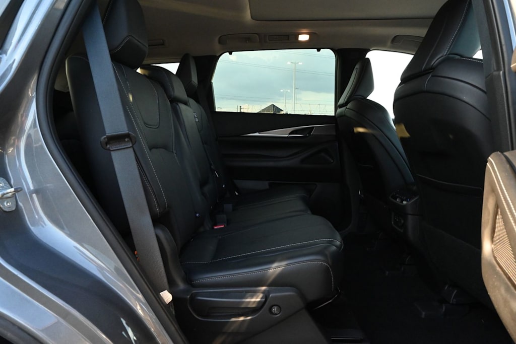Thumbnail: 2023 INFINITI QX60 - 26