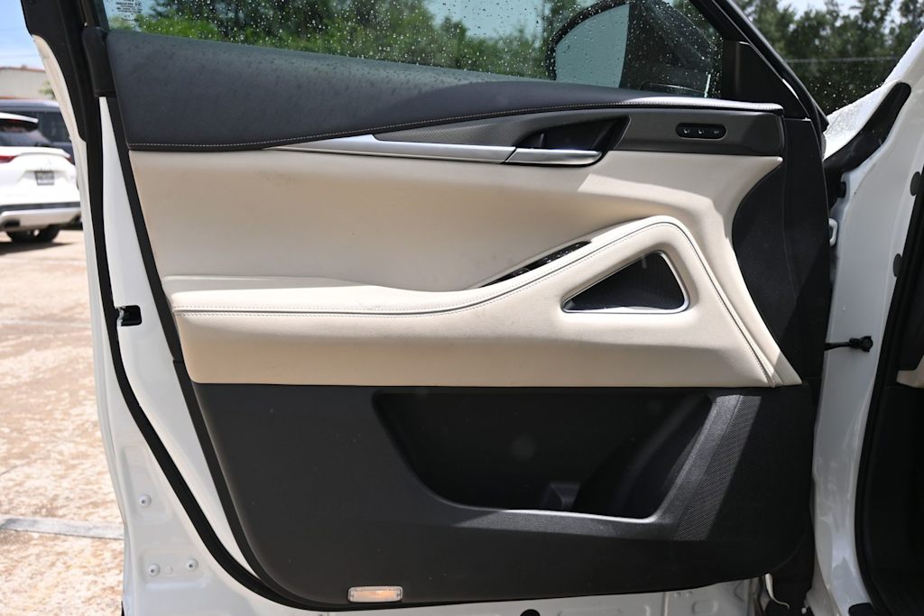 Thumbnail: 2023 INFINITI QX60 - 26