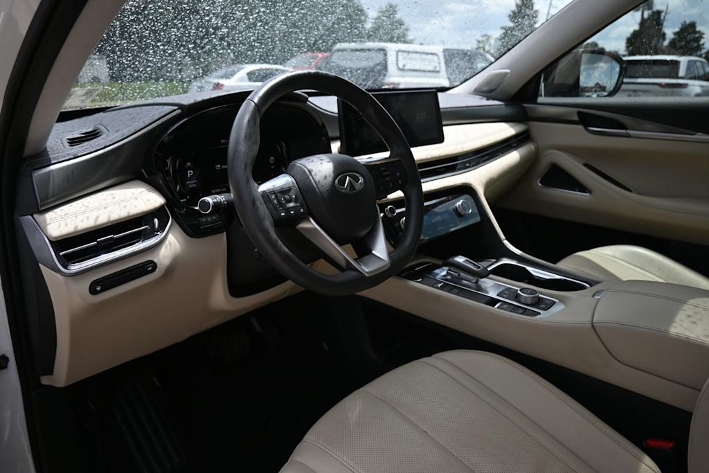 Thumbnail: 2023 INFINITI QX60 - 13