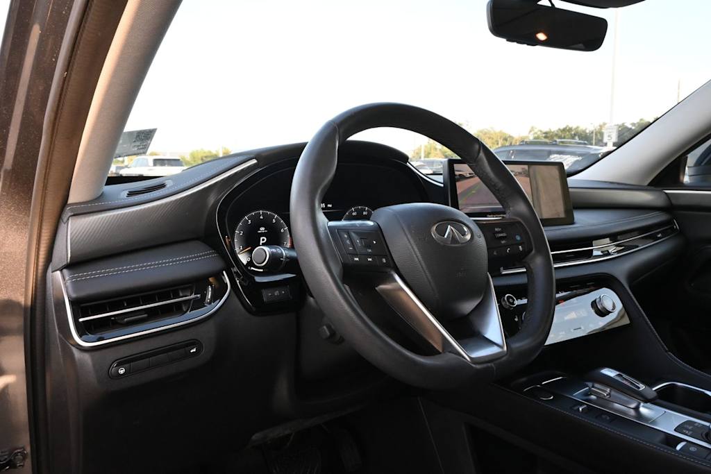 Thumbnail: 2023 INFINITI QX60 - 12