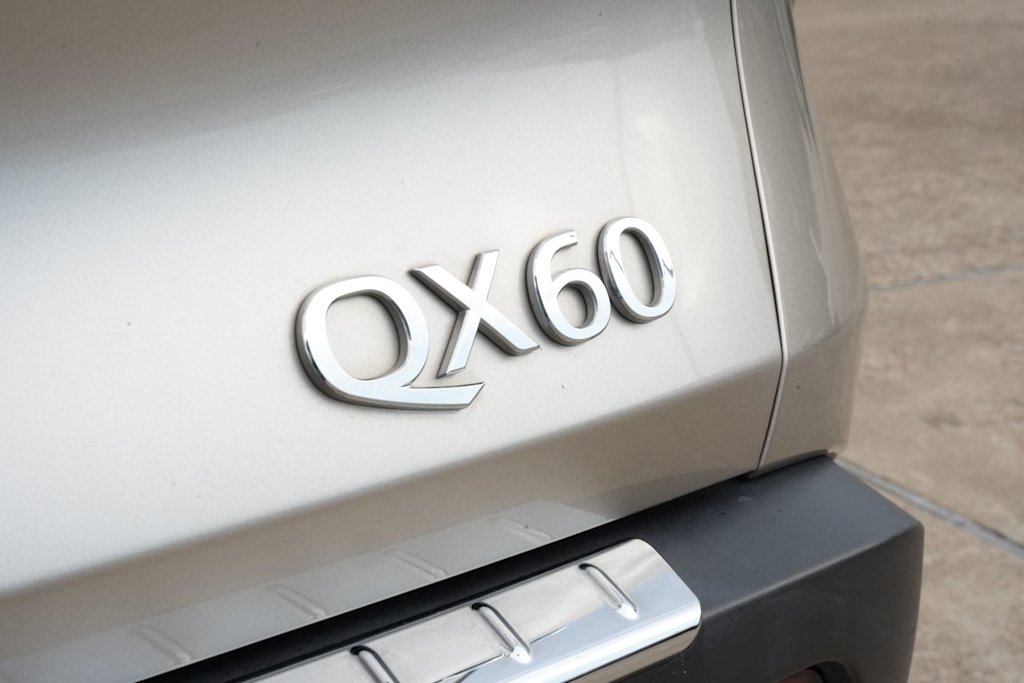 Thumbnail: 2023 INFINITI QX60 - 6