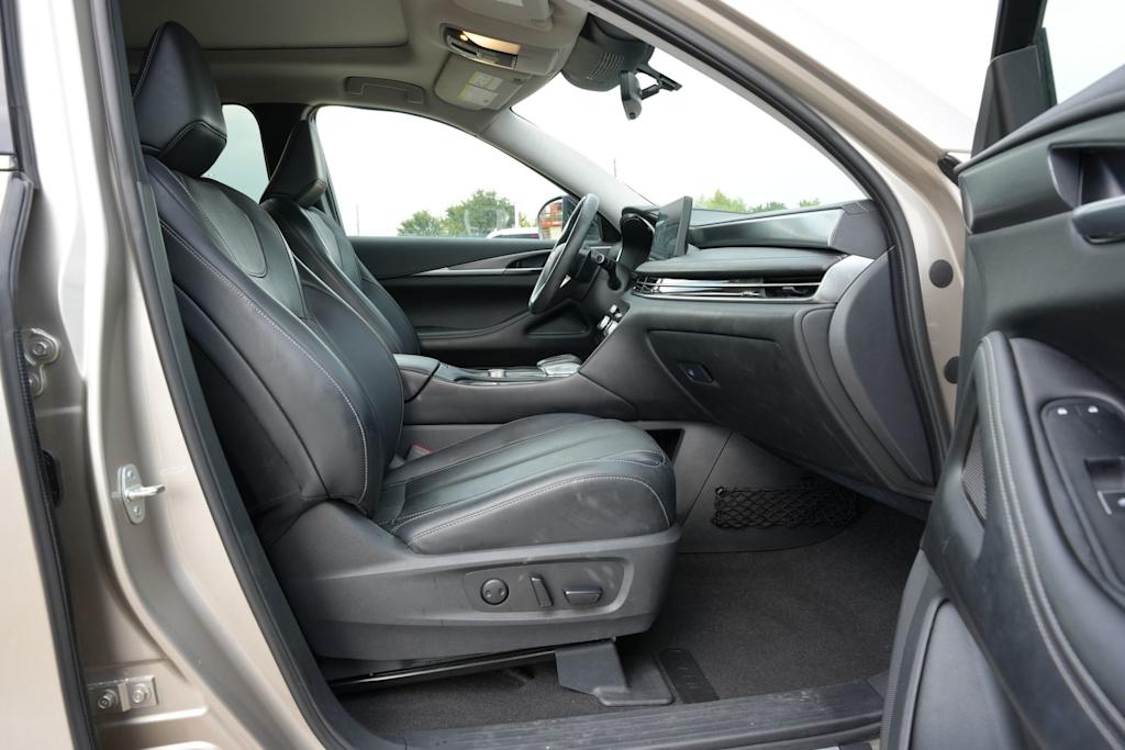 Thumbnail: 2023 INFINITI QX60 - 24