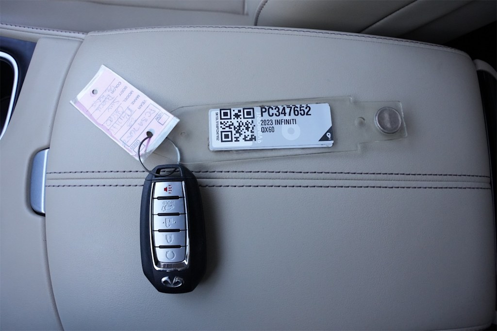 Thumbnail: 2023 INFINITI QX60 - 19