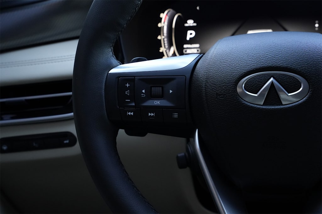 Thumbnail: 2023 INFINITI QX60 - 23