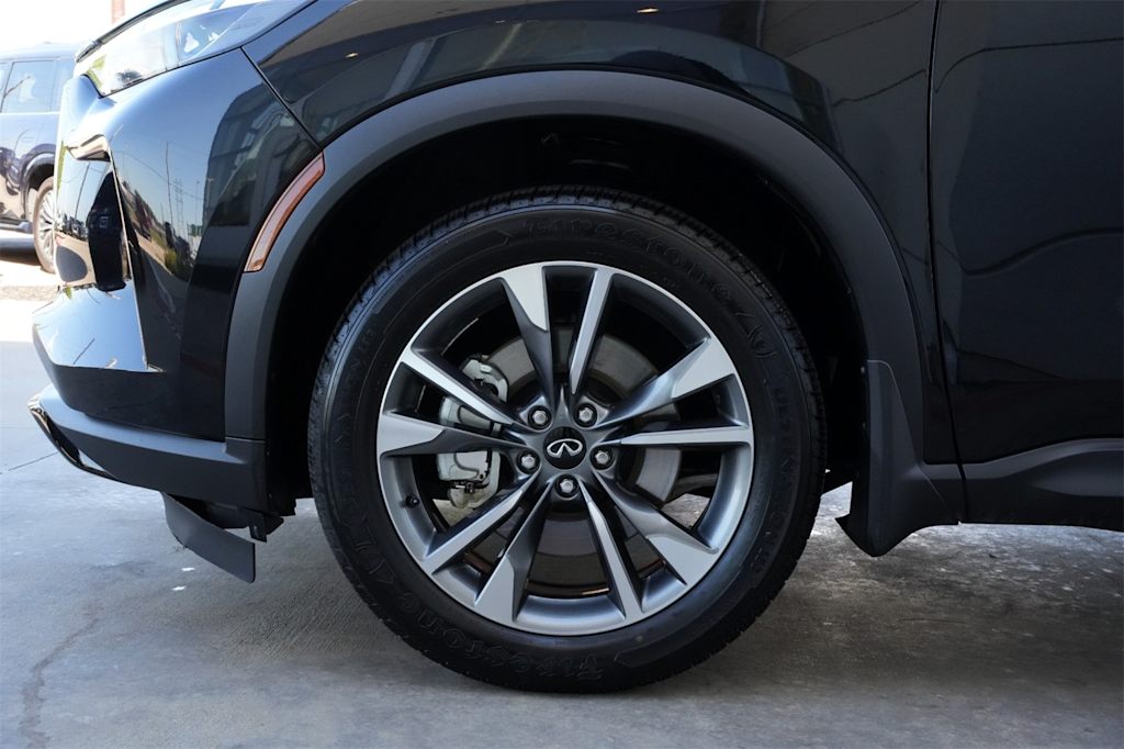 Thumbnail: 2023 INFINITI QX60 - 8