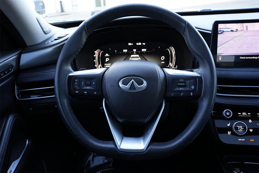 Thumbnail: 2023 INFINITI QX60 - 9