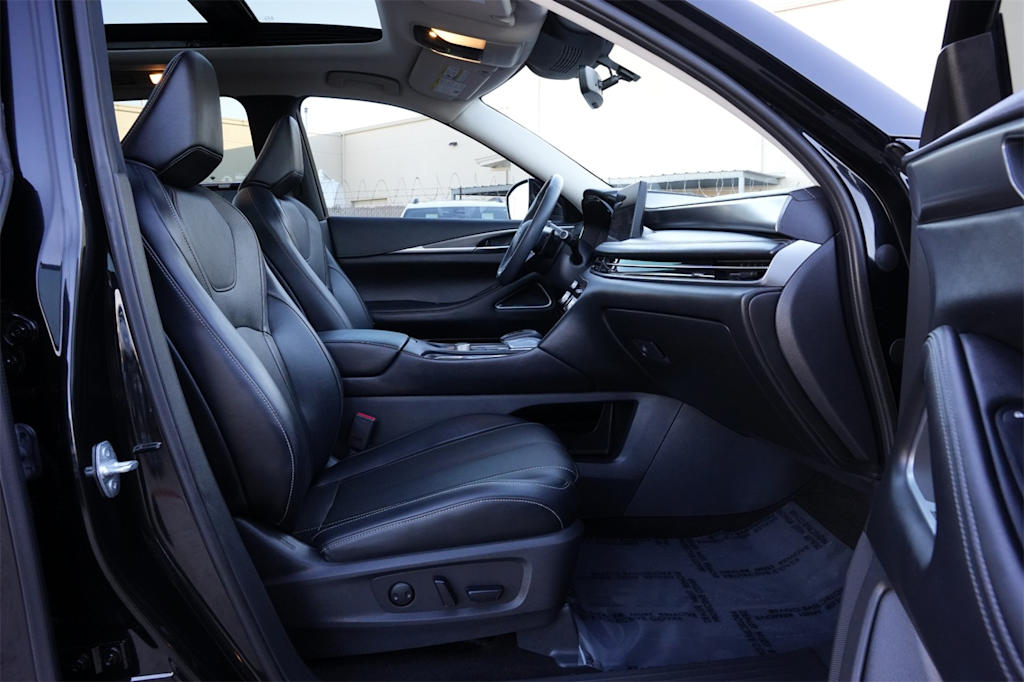 Thumbnail: 2023 INFINITI QX60 - 27