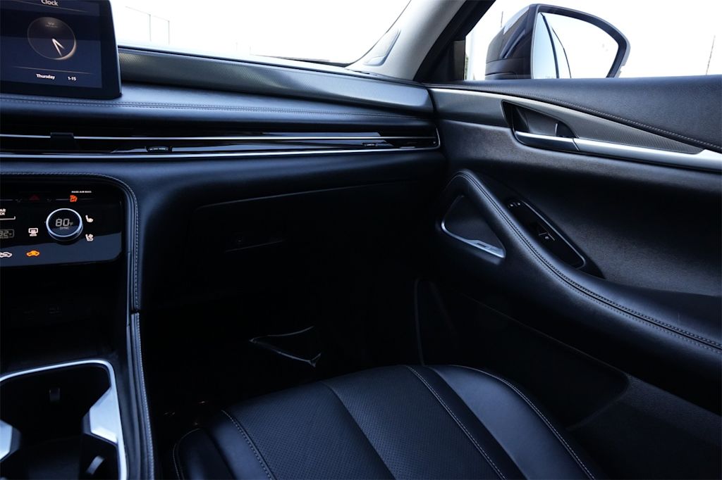 Thumbnail: 2023 INFINITI QX60 - 21