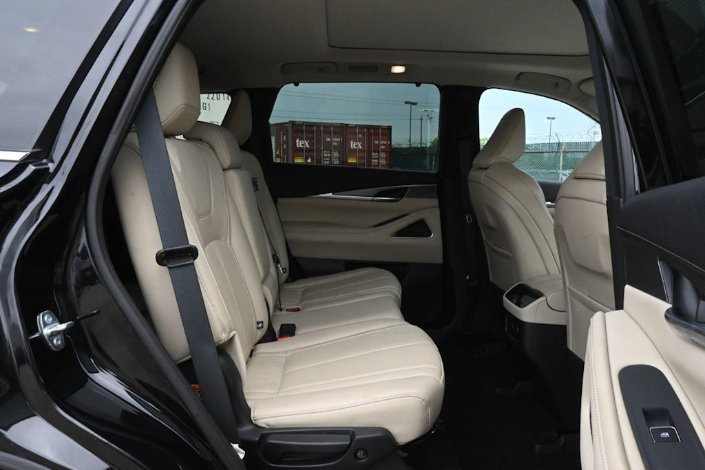 Thumbnail: 2023 INFINITI QX60 - 26