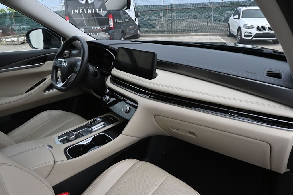 Thumbnail: 2023 INFINITI QX60 - 14