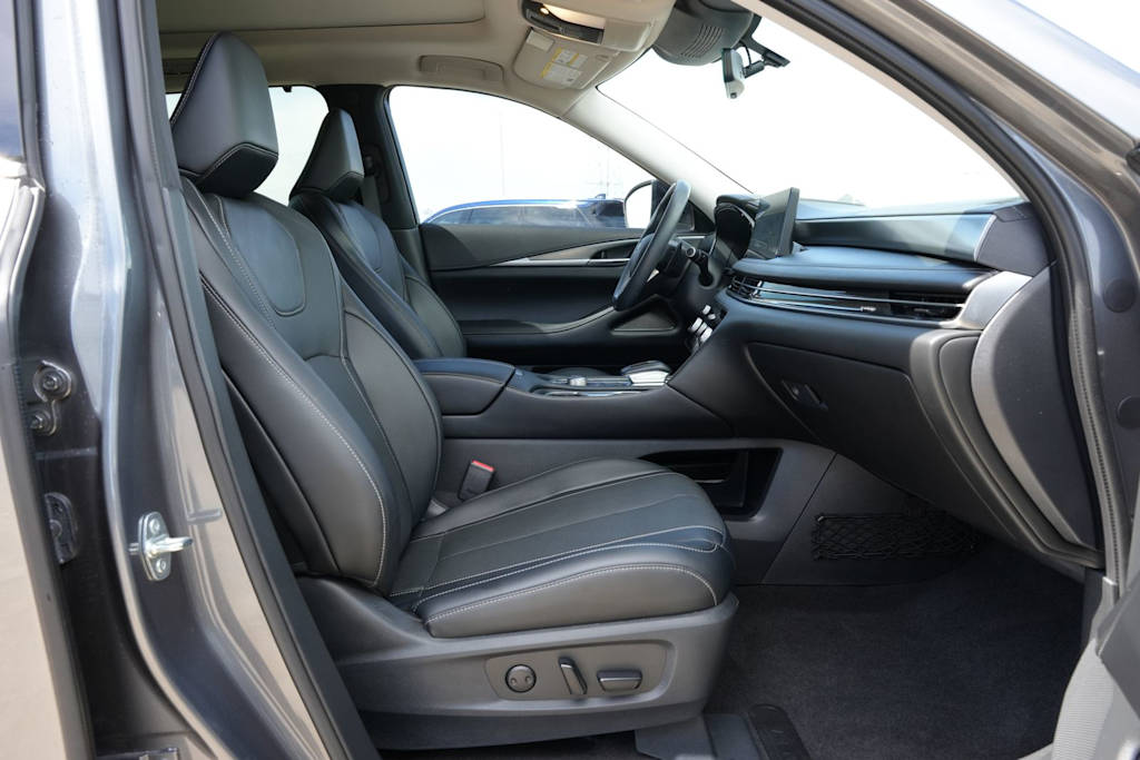 Thumbnail: 2023 INFINITI QX60 - 11