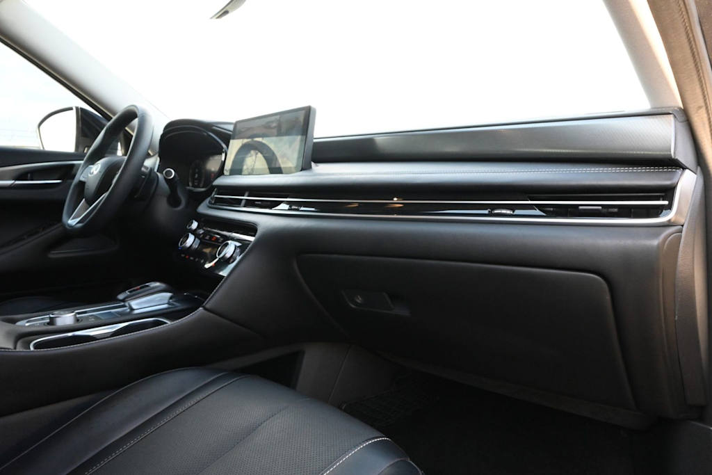 Thumbnail: 2023 INFINITI QX60 - 23