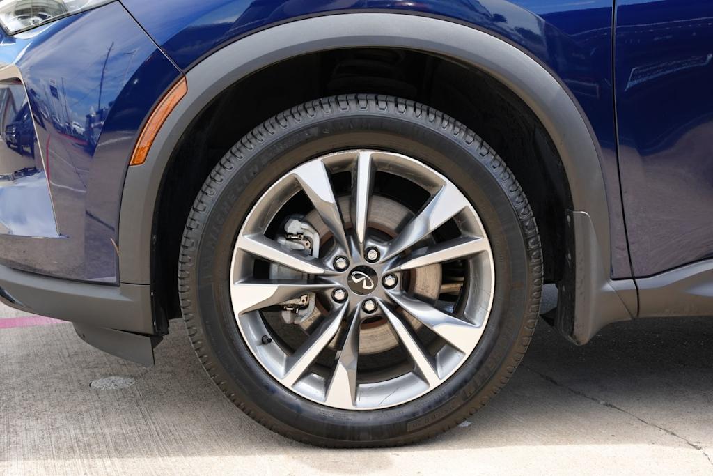 Thumbnail: 2023 INFINITI QX60 - 6
