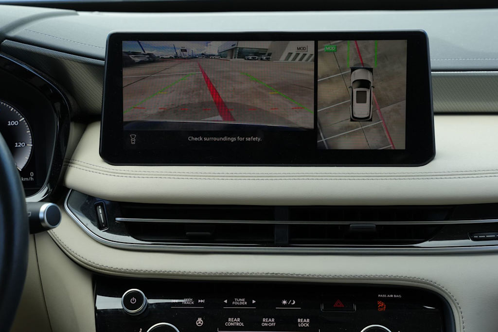 Thumbnail: 2023 INFINITI QX60 - 21
