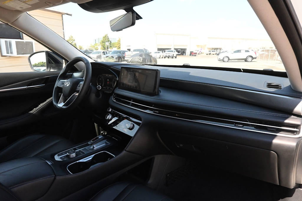 Thumbnail: 2023 INFINITI QX60 - 13