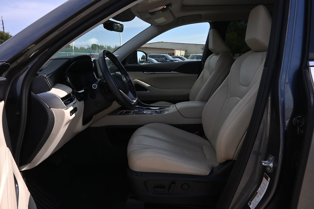 Thumbnail: 2023 INFINITI QX60 - 9