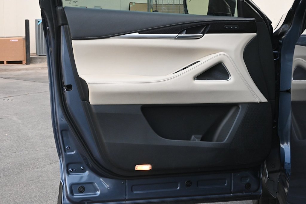 Thumbnail: 2023 INFINITI QX60 - 25