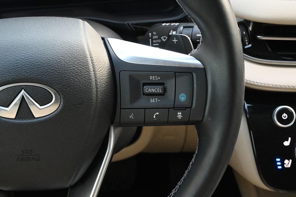Thumbnail: 2023 INFINITI QX60 - 23