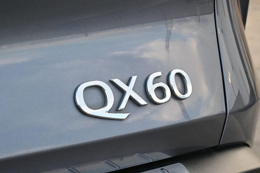 Thumbnail: 2023 INFINITI QX60 - 7