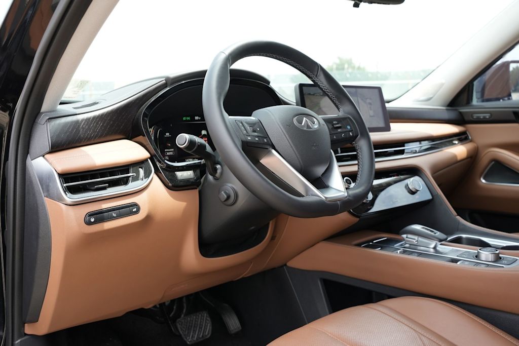 Thumbnail: 2023 INFINITI QX60 - 12