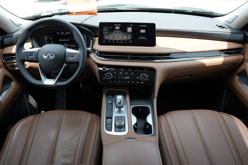 Thumbnail: 2023 INFINITI QX60 - 2