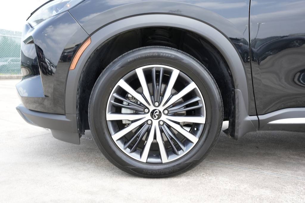 Thumbnail: 2023 INFINITI QX60 - 7