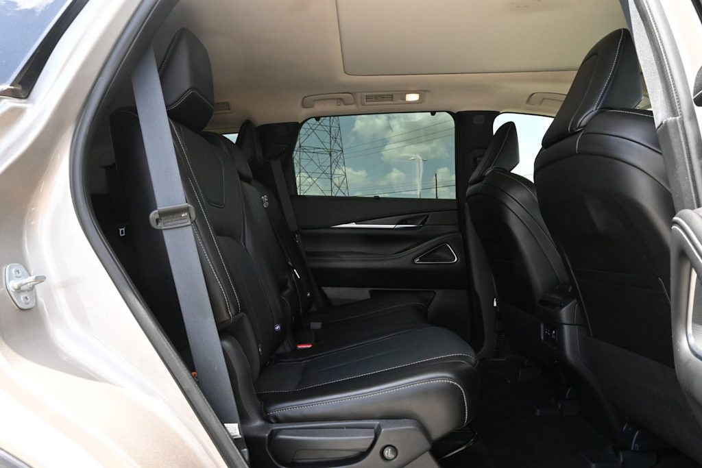 Thumbnail: 2023 INFINITI QX60 - 23