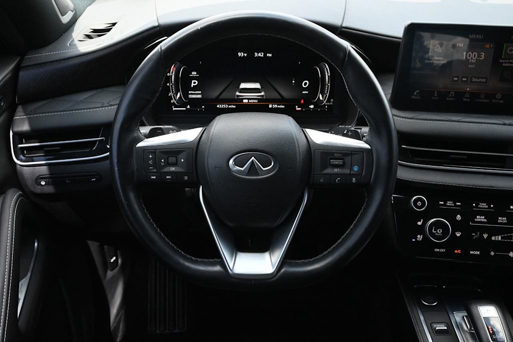 Thumbnail: 2023 INFINITI QX60 - 11