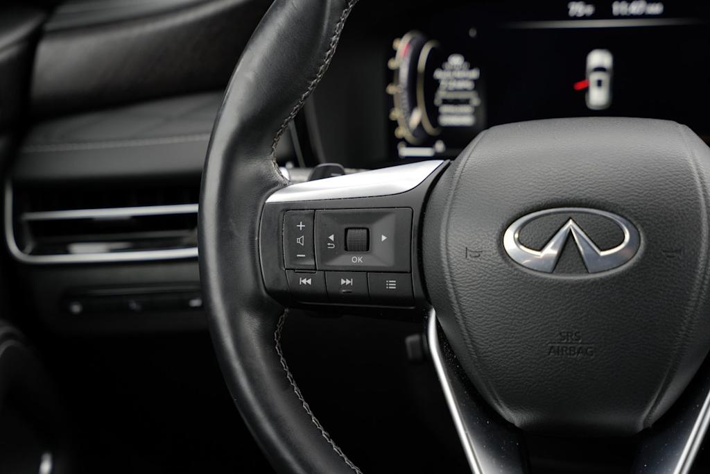 Thumbnail: 2023 INFINITI QX60 - 21