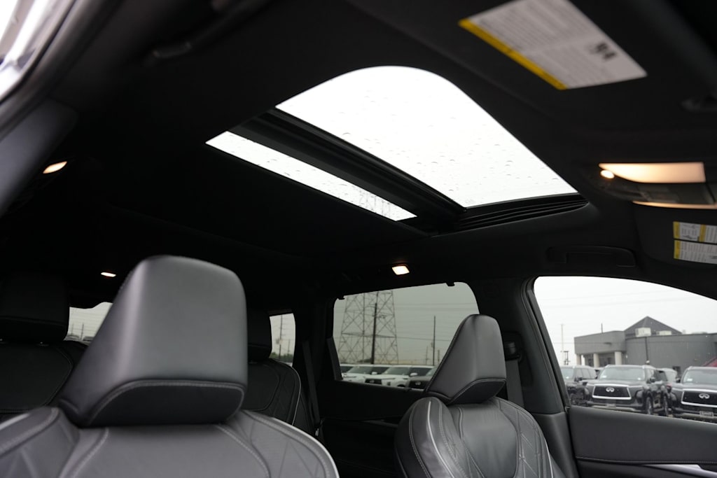 Thumbnail: 2023 INFINITI QX60 - 26