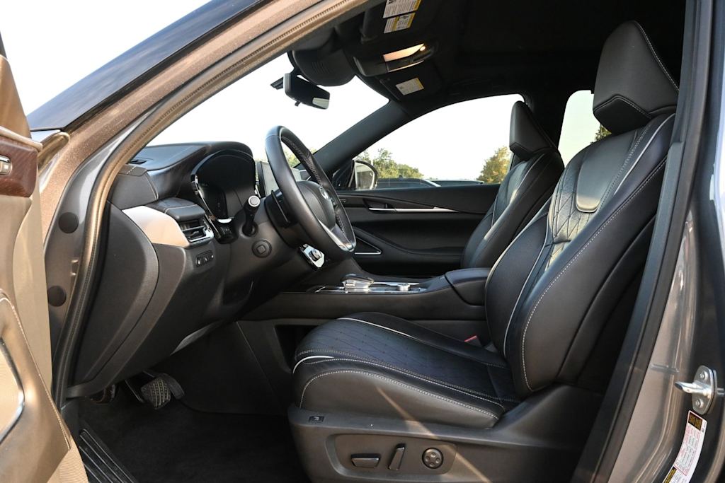 Thumbnail: 2024 INFINITI QX60 - 10