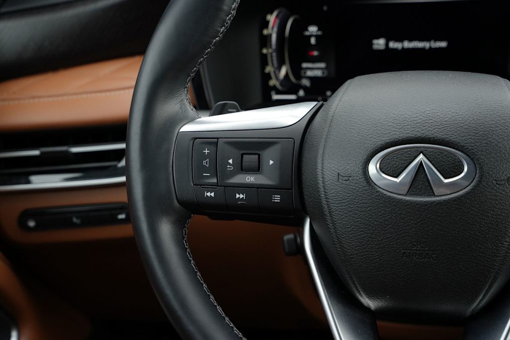 Thumbnail: 2023 INFINITI QX60 - 21