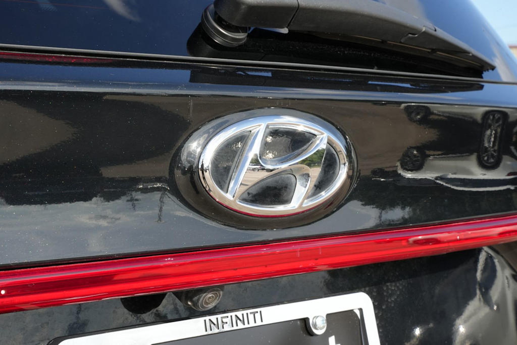 Thumbnail: 2022 Hyundai Santa Fe - 7
